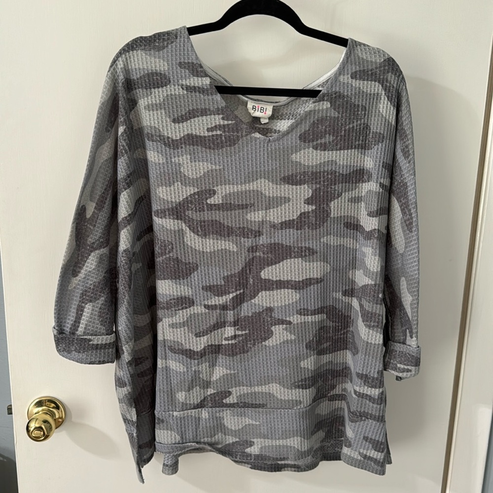 Bibi camo waffle 3/4 sleeve top